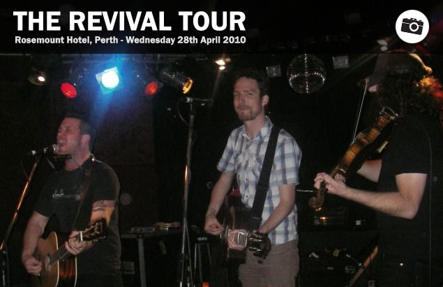 the-revival-tour-frank-turner-perth-2010