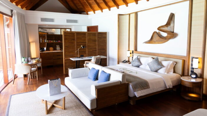 Anantara Dhigu over water suite